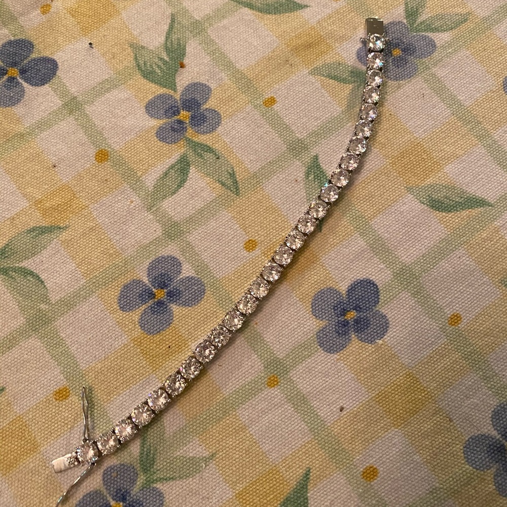 Cubic zirconia bracelet